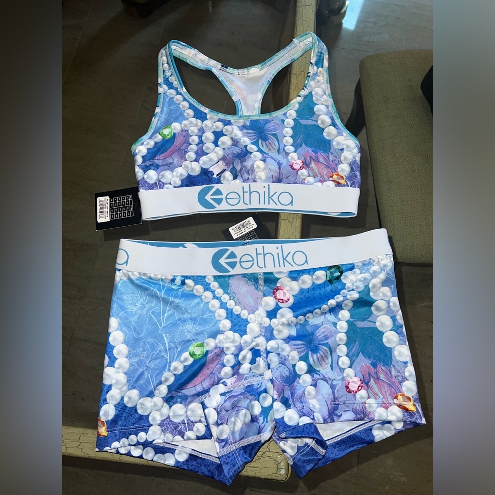 Ethika Set Size S